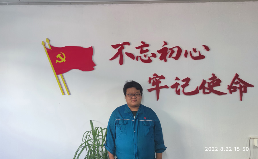 2022年度尊龙凯时·(新)人生就是搏!医药优异科技斗争者——张 强